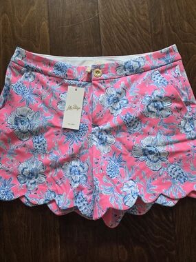 NWT Lilly Pulitzer Buttercup Mid-rise Scalloped Shorts